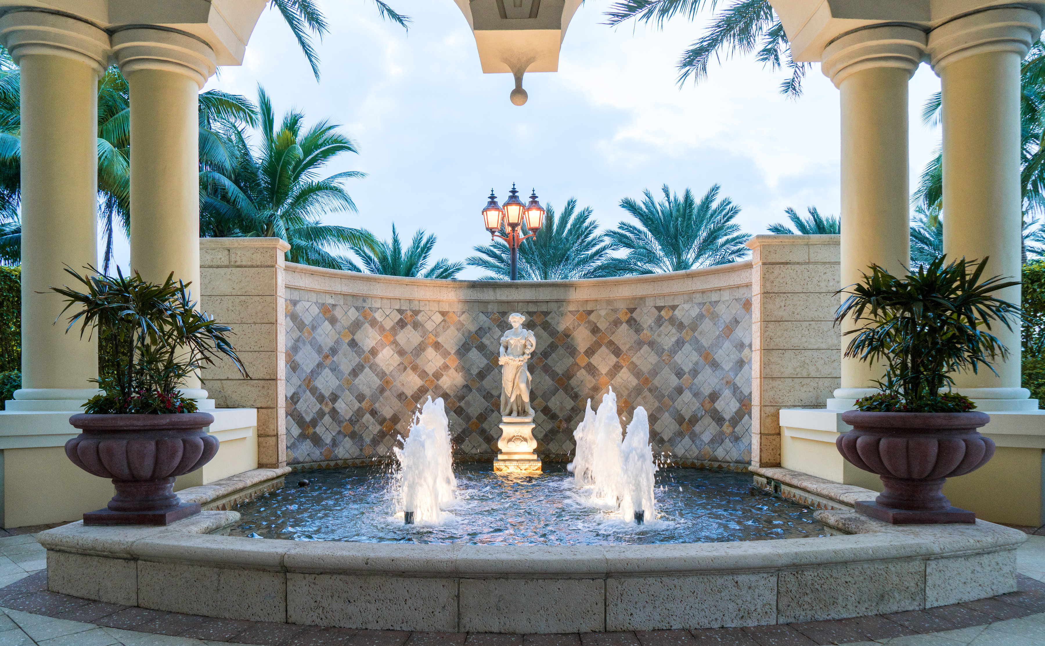 Acqualina Fountains