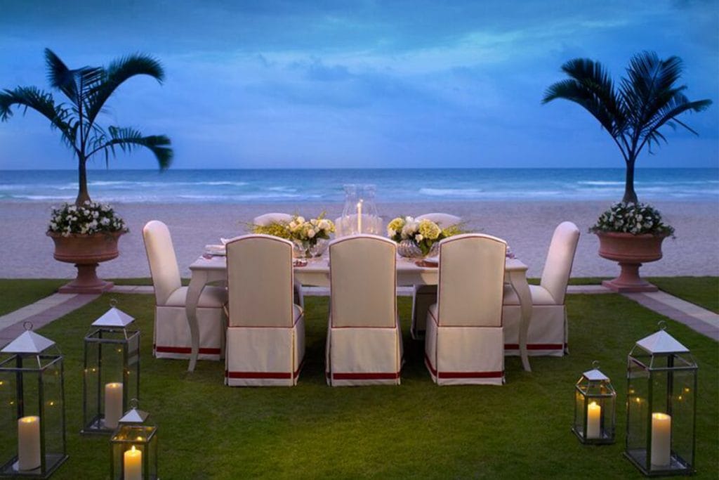 Dine Beachfront This Thanksgiving